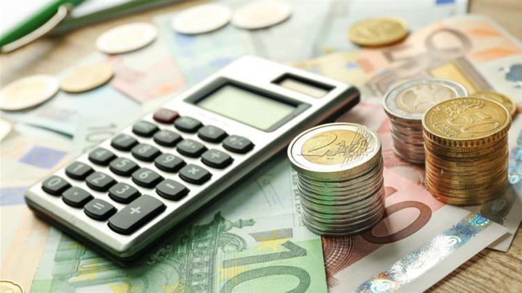Aυξήσεις 40 με 60 ευρώ το έτος στις ασφαλιστικές εισφορές αγροτών 2026
