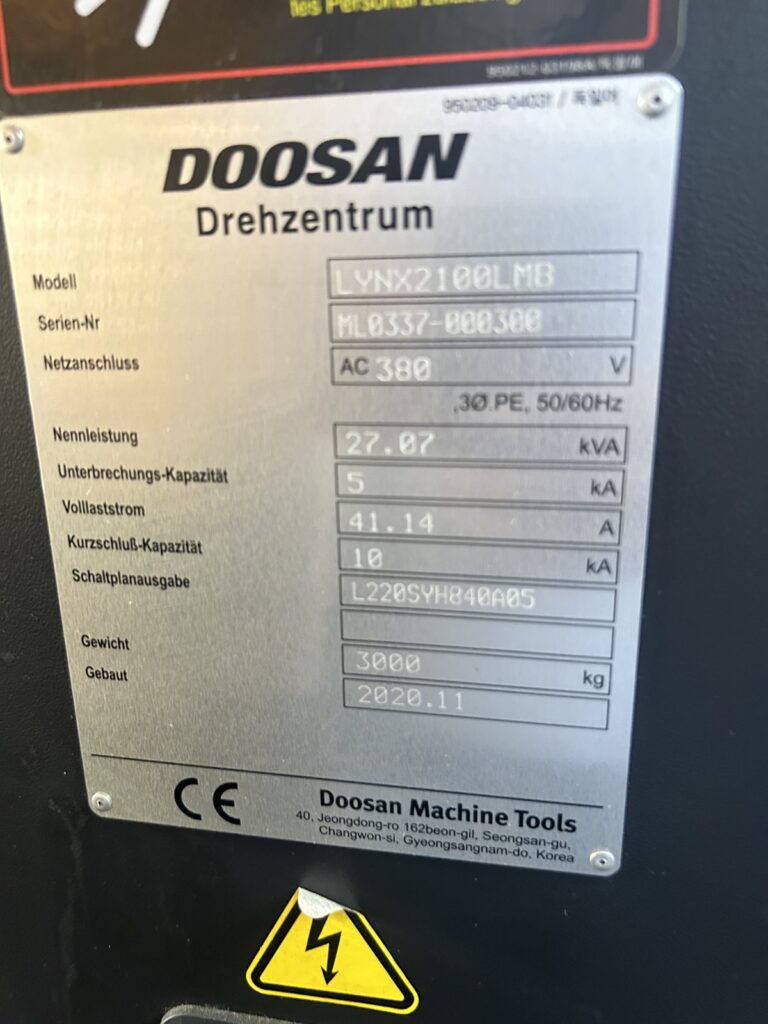 CNC 3axis turning machine, DN Solutions, LYNX 2100LMB